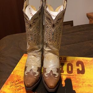 Corral ladies cowboy boots